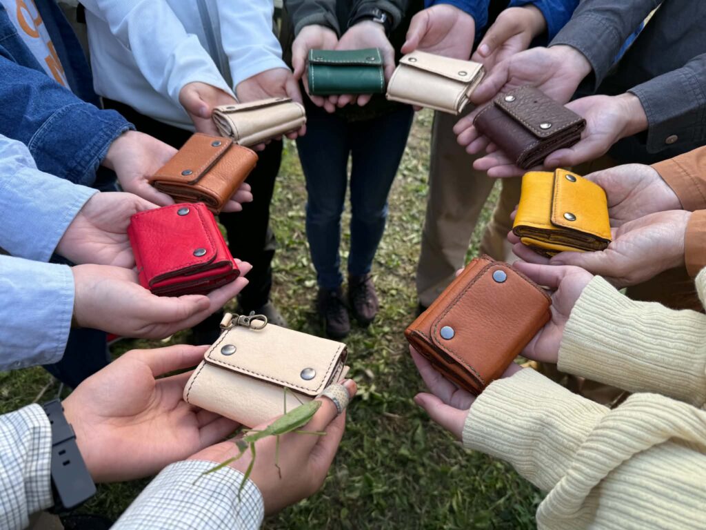 鹿革で作る、三つ折り財布づくり体験（鹿肉のランチ付き）